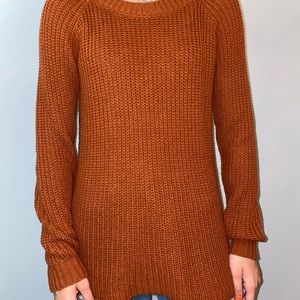 Orange high-low sweater (SMALL)